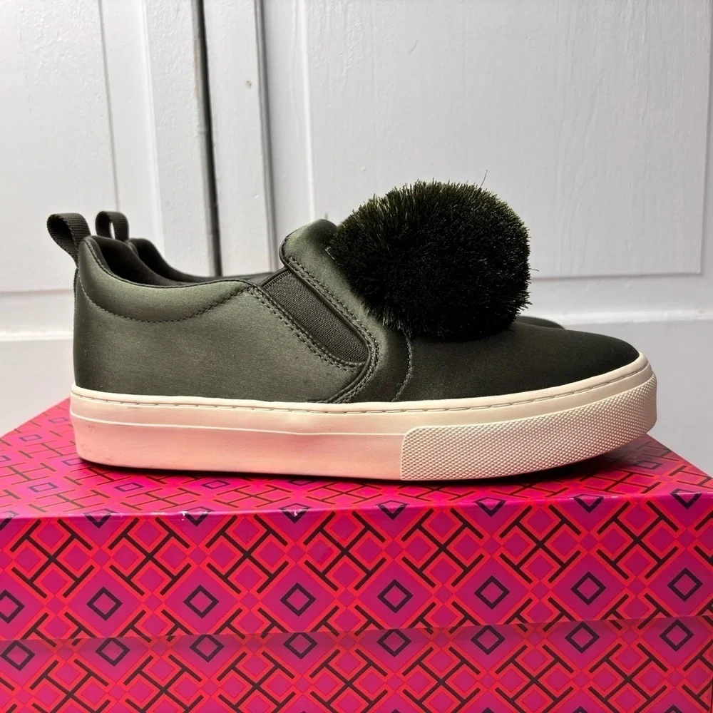 TORY BURCH Daphne Pom Pom Satin Luxe Platform Sneakers Size 6